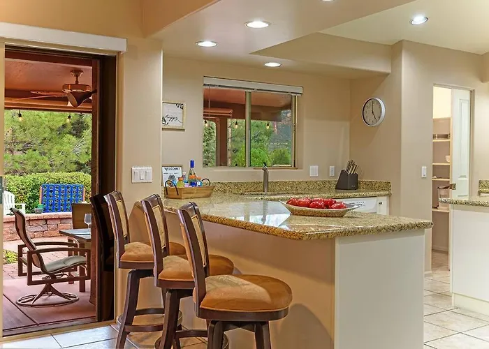 Prime Uptown Location Mountain View Game * Sedona